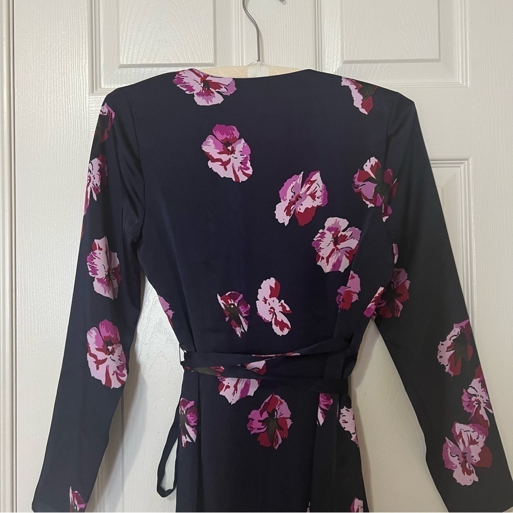 [NWT] Joie Navy Pink Floral Print Silky Satin Wrap Long Sleeve Midi Dress - Sz S - Picture 7 of 15